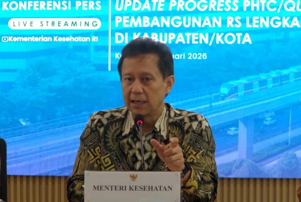 Menkes Budi Gunadi Sadikin saat konferensi pers Capaian dan Rencana Peningkatan Kualitas dan Kapasitas RS PHTC di Kantor Kemenkes, Jakarta Selatan, Kamis (5/2). (Foto: Kemenkes)