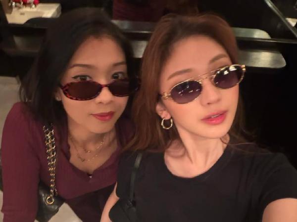 Foto Jule tanpa hijab di Instagram viral. (Foto: Instagram)