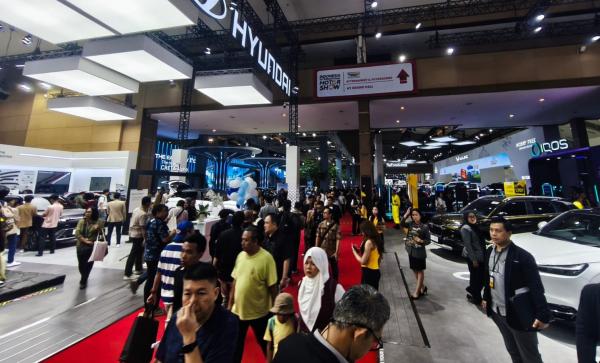 Penjualan Mobil IIMS