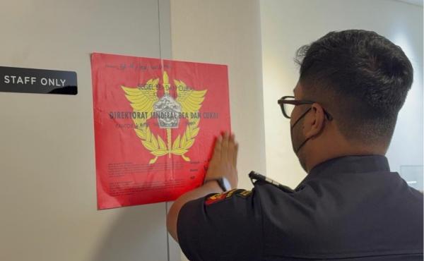 Bea Cukai Jakarta Segel Toko Perhiasan Mewah di Pluit, Diduga Langgar Pajak