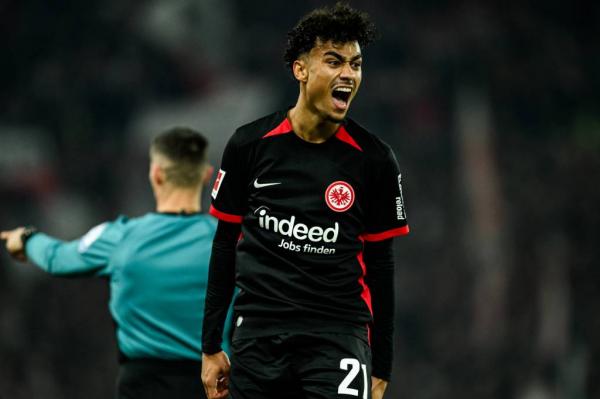 Bek kiri Eintracht Frankfurt, Nathaniel Brown Bek kiri Eintracht Frankfurt, Nathaniel Brown. (Foto: Bundesliga)