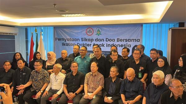 IDAI Tuntut Kemenkes Batalkan Pemecatan Dokter Piprim dan 3 Pediatri Lainnya!