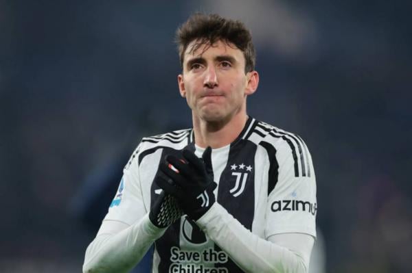 Bek Juventus, Andrea Cambiasso. (Foto: blackwhitereadallover)