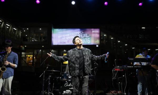 Cakra Khan Tampil Spesial di Music Zone, Rayakan Ulang Tahun Ke-34 di Atas Panggung