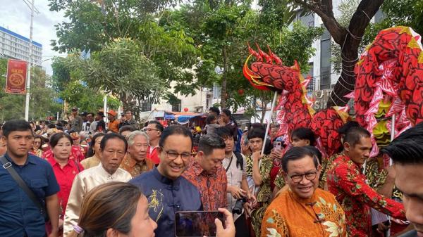 Gubernur DKI Jakarta Pramono Anung hadiri Cap Go M Gubernur DKI Jakarta Pramono Anung hingga Anies Baswedan hadiri Cap Go Meh di Glodok dengan diarak barongsai hingga ondel-ondel pada Selasa (3/3/2026). (foto: iNews.id)