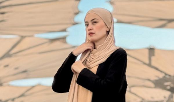 Umrah Bersama Ibunda, Kimberly Ryder Akan Rayakan Lebaran di Makkah