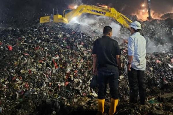 TPST Bantargebang Longsor, Menteri LH Minta Pemprov DKI Setop Pengelolaan Sampah Open Dumping