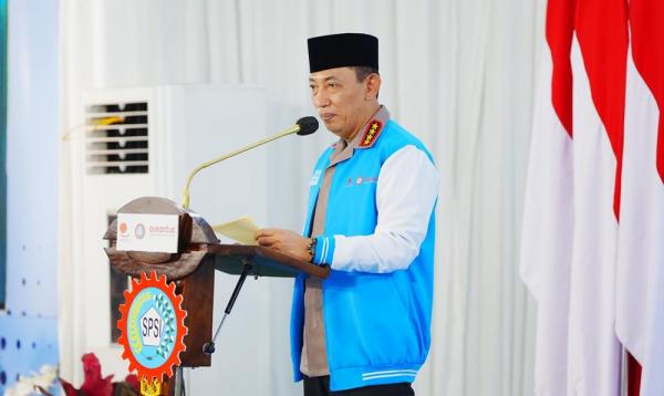 Kapolri di Depan Para Buruh: Satukan Tekad dan Barisan untuk Menyongsong Indonesia Emas 2045!