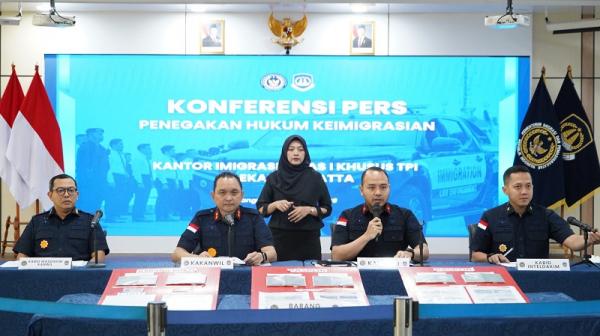 Konferensi Pers Kantor Imigrasi Kelas I Khusus TPI Soekarno&ndash;Hatta. (Foto: dok Imigrasi Soetta)