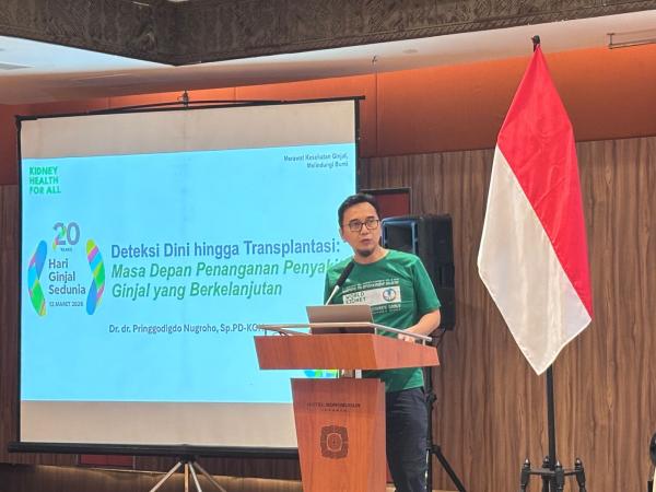 Ketua Umum Pengurus Besar PERNEFRI dr Pringgodigdo Nugroho, SpPD-KGH. (Foto: Muhammad Sukardi)