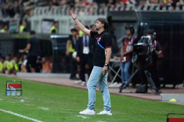 Mauricio Souza Buka-bukaan! Ini Masalah Kronis yang Bikin Persija Inkonsisten