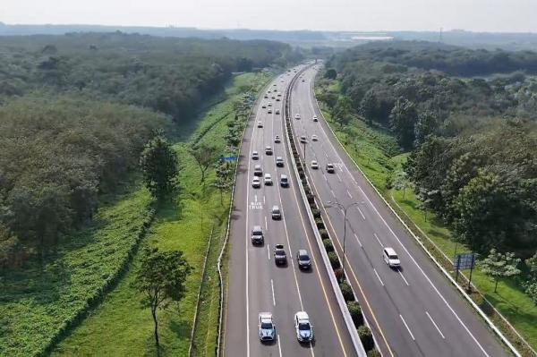 2,2 Juta Kendaraan Tinggalkan Jabotabek saat Lebaran, Arus Balik Diprediksi 3 Hari