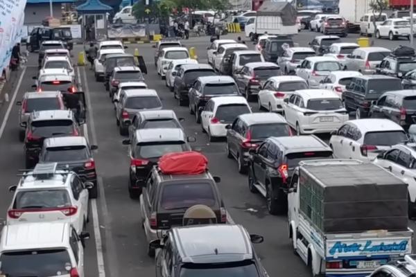 Terungkap! Ini Penyebab Macet Horor di Pelabuhan Gilimanuk saat Mudik Lebaran