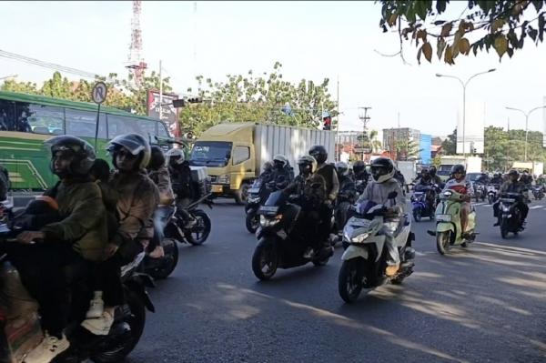 Jelang Lebaran, Jalur Pantura Arah Jateng Masih Didominasi Pemudik Motor