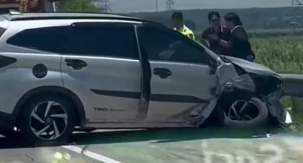 Kecelakaan Maut Honda BRV vs Rush di Tol Pejagan-Pemalang, 1 Tewas 3 Luka-Luka