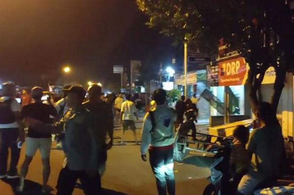 Bentrok Warga di Mataram Berujung Pembakaran, Polisi Amankan Sejumlah Pelaku