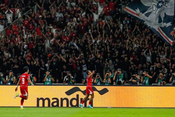 Beckham Putra merayakan golnya untuk Timnas Indonesia ke gawang Saint Kitts and Nevis pada semifinal FIFA Series 2026 di Stadion Utama Gelora Bung Karno, Jumat (27/3/2026) malam. (Foto: iNews/Aldhi Chandra)