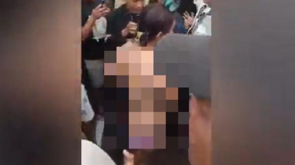 Viral! Wanita Joget Lepas Busana di Acara Dangdut Batang, Panitia Sebut di Luar Kendali