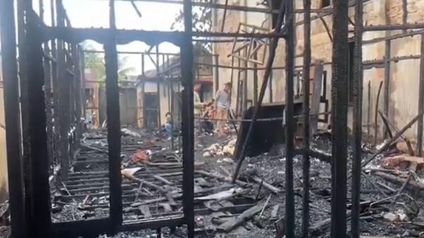 Kebakaran Hebat di Banjarbaru, 5 Rumah dan 6 Motor Hangus Dilalap Api