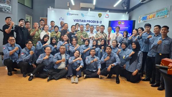 Mahasiswa diajak mengenali ancaman siber. (Foto: Istimewa)