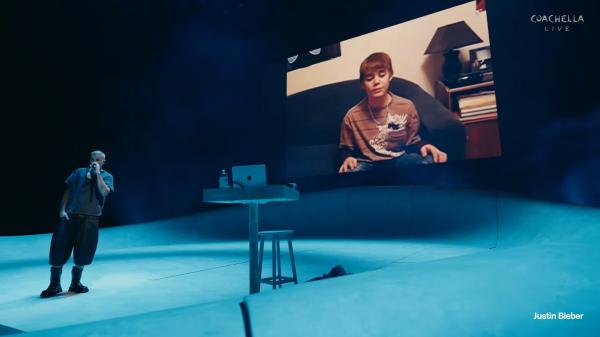 Justin Bieber di Coachella 2026 Momen Justin Bieber di Coachella 2026. (Foto: Youtube)