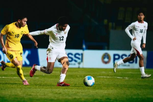 Timnas Indonesia U-17 takluk 0-1 dari Malaysia pada laga kedua Piala AFF U-17 2026 di Stadion Gelora Joko Samudro, Gresik, Kamis (17/4/2026) malam WIB. (Foto: PSSI)