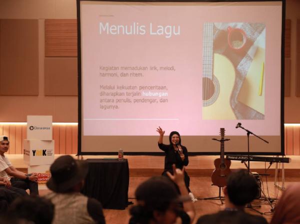 Sesi mentoring musisi daerah. (Foto: Istimewa)