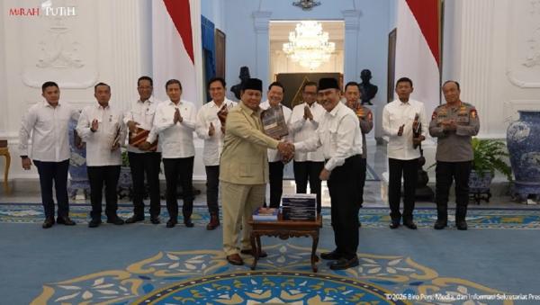 Prabowo Tegaskan Kapolri Tetap Dipilih Presiden dan Disetujui DPR
