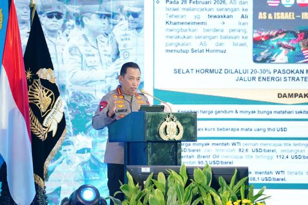 Kapolri Rotasi 9 Kapolda, Pimpinan Polda Jabar hingga Sumbar Berganti