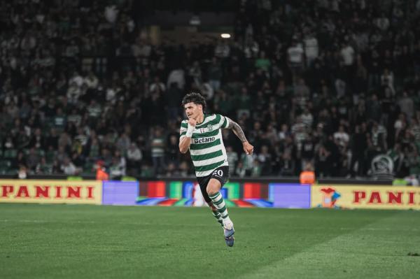Bek kiri Sporting Lisbon, Maxi Araujo Bek kiri Sporting Lisbon, Maxi Araujo. (Foto: IG @maximilianoaraujo6)