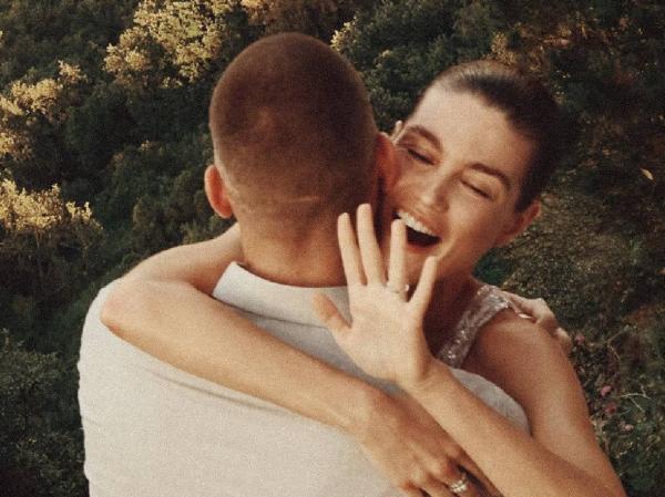 Marteen Paes lamar Luna Bijl Marteen Paes lamar Luna Bijl di Italia. (Foto: Instagram)