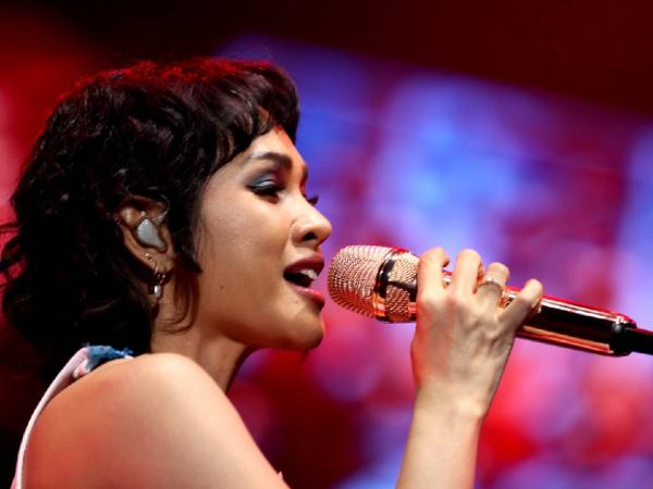 Andien membuat kejutan di Java Jazz Festival 2026. (Foto: Isra Triansyah)