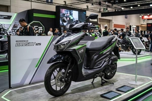 Kawasaki Luncurkan 3 Motor Anyar di PRJ 2026, Brusky 125 Panaskan Pasar Skutik