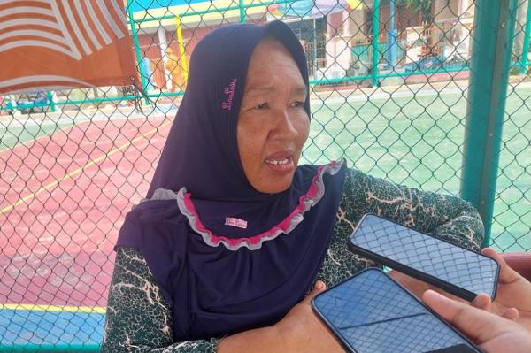 Nasabah BRI sekaligus warga Pulau Panggang, Mastunih. (Foto: Rizky Agustian)