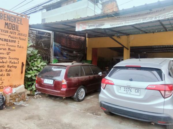 KUR BRI mendorong bengkel Jojo di Bekasi naik kelas (Foto: Reynaldi Hermawan/iNews.id)
