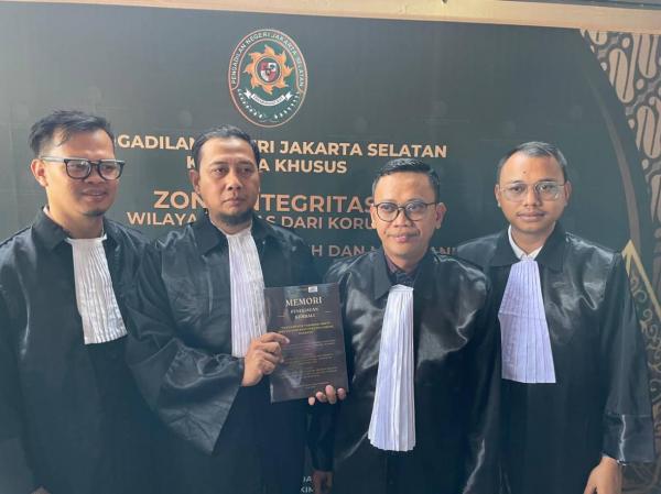 Kuasa hukum Nikita Mirzani. (Foto: Ravie Wardani)