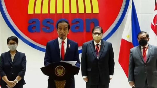 Di KTT ASEAN, Jokowi Serukan Junta Militer Myanmar Hentikan Kekerasan