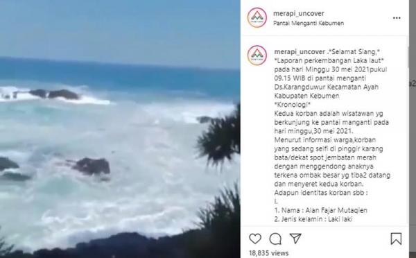 Asyik Selfie, Bapak dan Anak Disapu Ombak di Pinggir Pantai