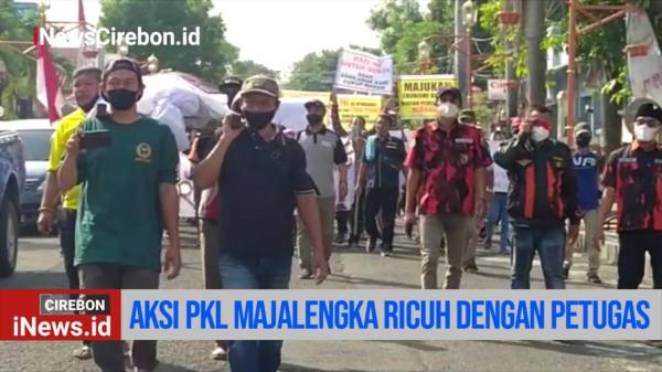 Tuntut Agar Bisa Berjualan Kembali di Alun-Alun Majalengka, PKL Gelar Unjukrasa