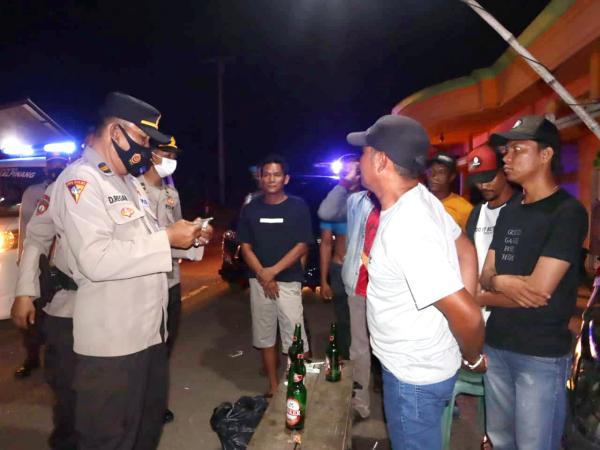 4 Orang Preman Teluk Bayur Ditangkap, 1 Bawa Sajam