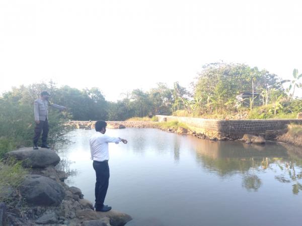 2 Pelajar Ditemukan Tewas di Sungai Desa Sampiran