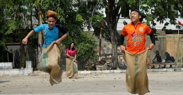 Asal Usul Lomba Balap Karung, Diadaptasi dari Belanda Jadi Perlombaan 17 Agustus