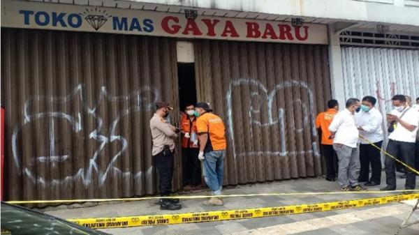 3 Perampok Jebol Toko Emas Lewat Atap, Pemilik Tewas Bersimbah Darah 