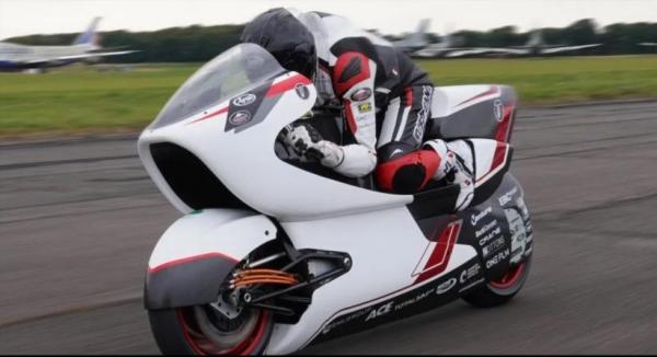 Motor Listrik Ini Melesat hingga 402 Km per Jam Kalahkan MotoGP