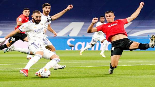 Real Madrid Bantai Real Mallorca  3-1, Sepakan Keras Karim Benzama  Antar ke Puncak Klasemen