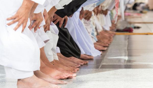 Puasa Ramadan tapi Tidak Sholat Wajib, Apa Hukumnya