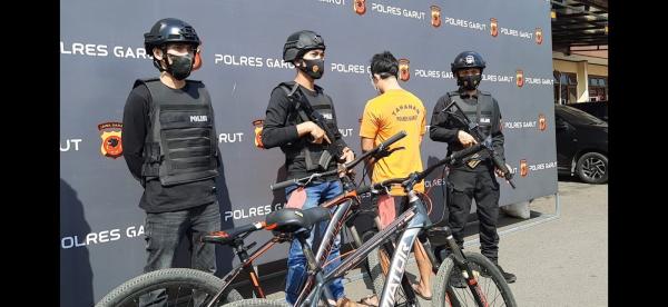Spesialis Pencurian Sepeda di Perumahan Diciduk Tim Sancang Polres Garut