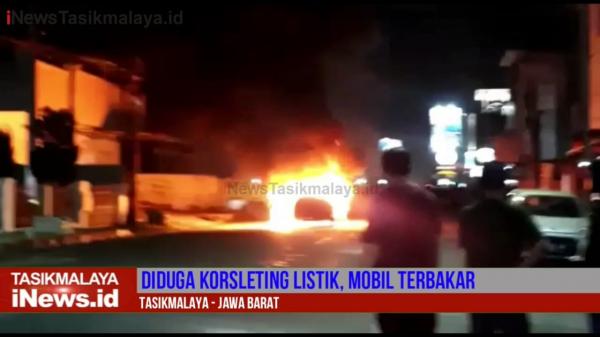 Video Mobil Sedan Terbakar di Tasikmalaya, Diduga dari Korsleting Sistem Kelistrikan