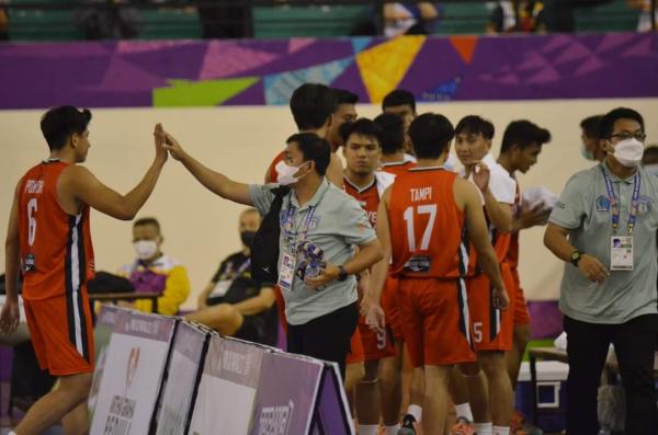 PON XX Papua:  Tim Bola Basket Sulawesi Utara Kandas di Final