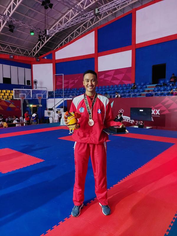 Sulawesi Utara Tambah Medali Perunggu di Cabor Karate, Danpomdam XIII/Merdeka Bangga ke Serda Maldin